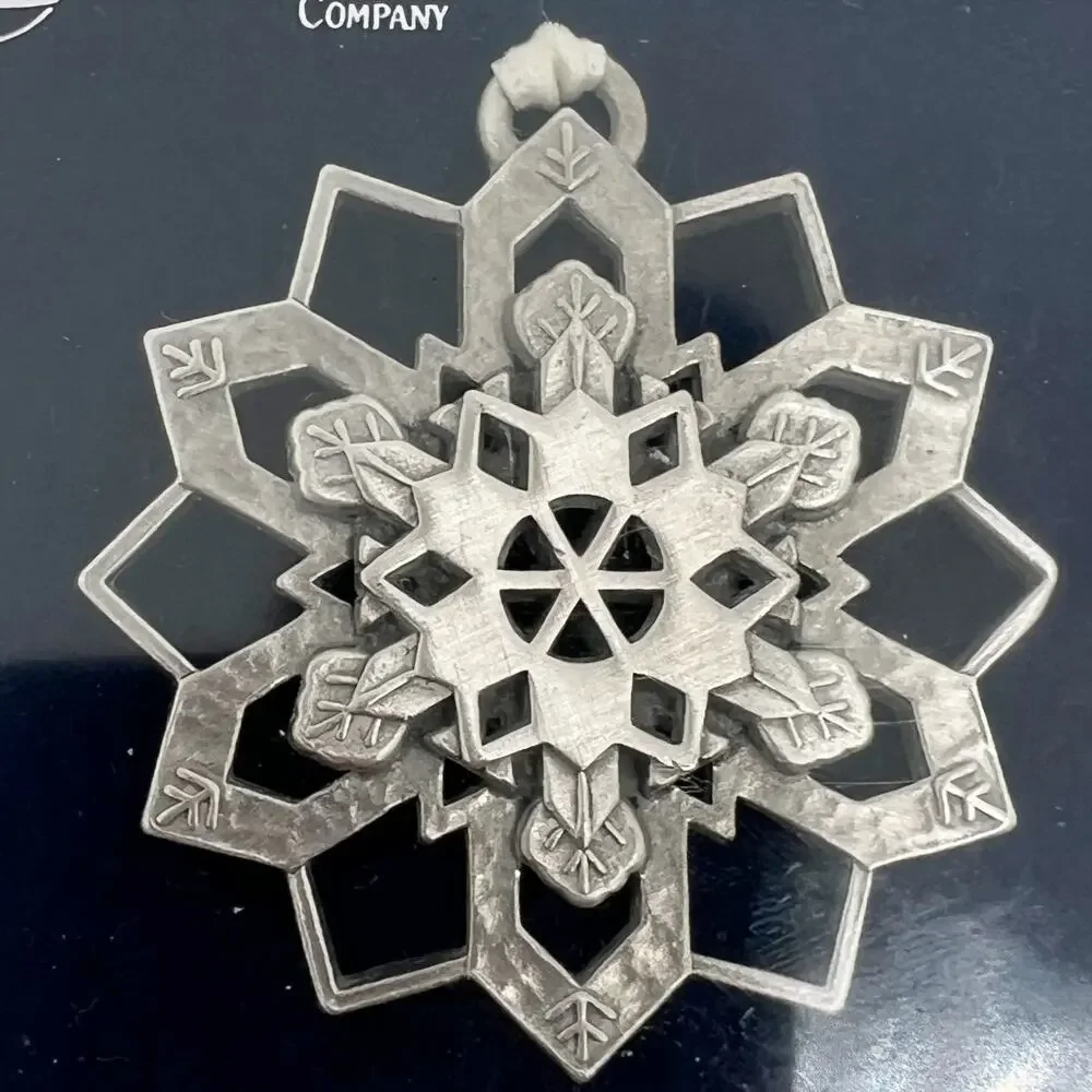 New in Box The Longaberger Company Pewter Snowflake Christmas Tree Ornament